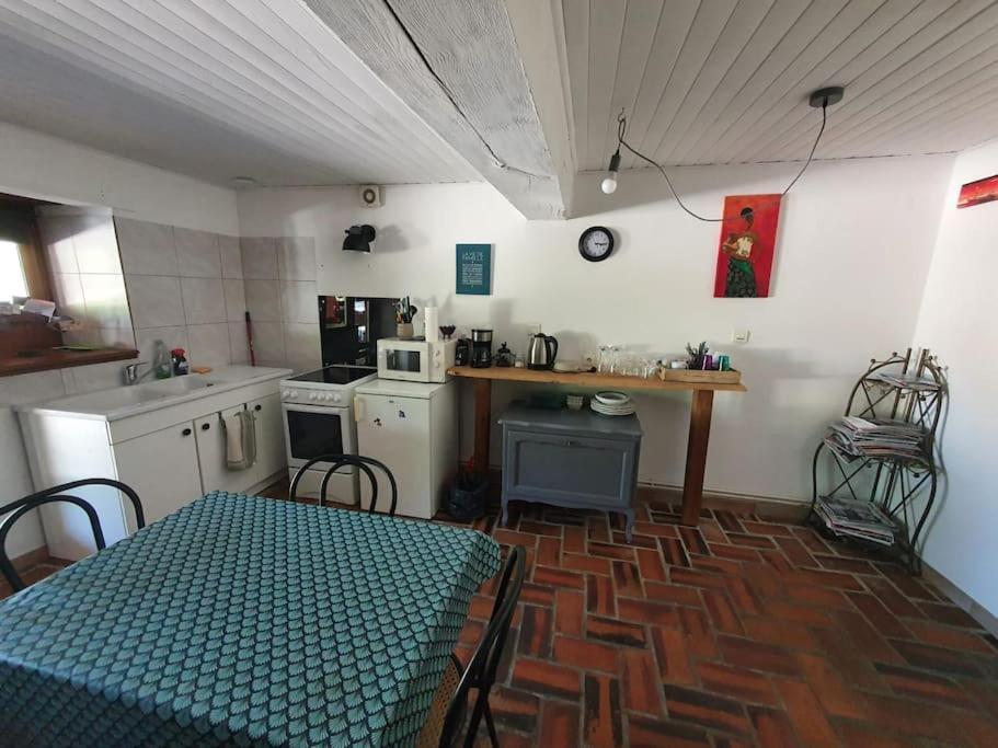 Villa Dependance Pour 1 A 4 Pers Au Calme Dans Propriete Marboz Exterior foto